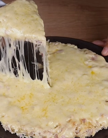 Chicken and Cheese Skillet Omelet Recipe
