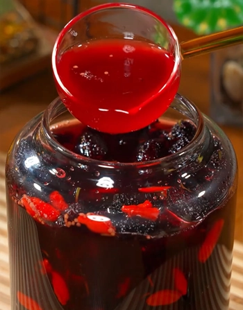 🍷 Homemade Mulberry Wine