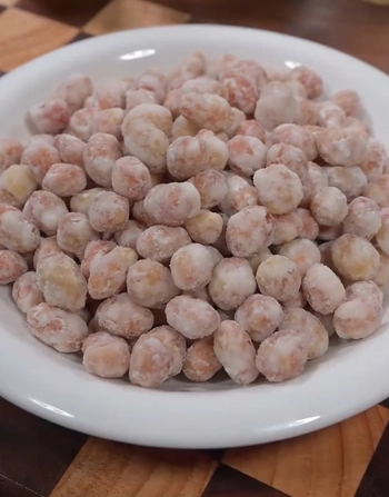 🥜 Sweet & Crispy Peanut Snack